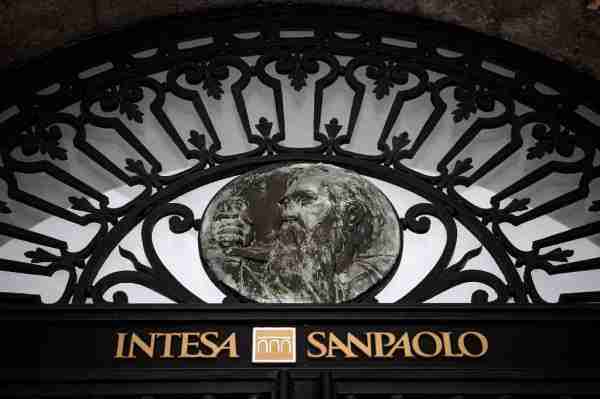 Banks: Intesa Sanpaolo tops LinkedIn’s Top Companies