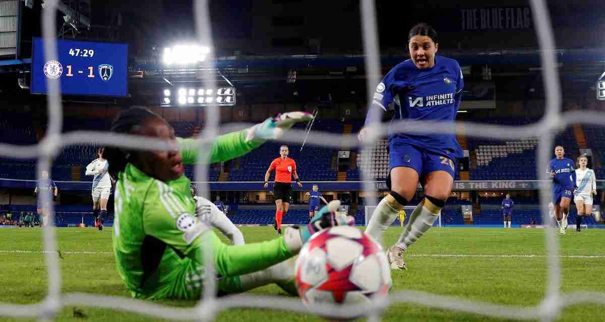 Hat-trick hero Sam Kerr leads from the front as Chelsea emphatically beat Paris in Champions League