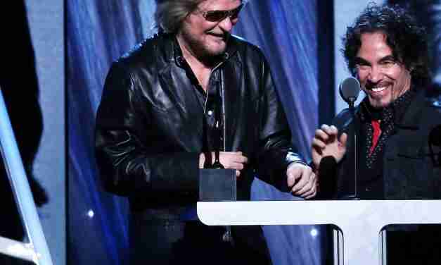 Daryl Hall Is Suing John Oates. Over What Is a Mystery.