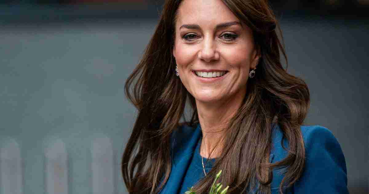 Royal news – live: Kate Middleton’s uncle blasts Meghan for ‘creating drama’ as details of outing retracted