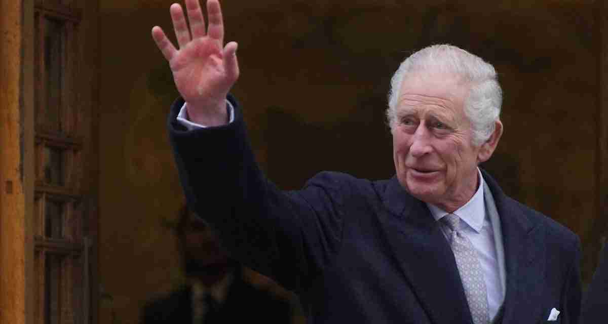 Royal news – live: King Charles hoping to play ‘peacemaker’ between Harry and William when Sussexes next visit