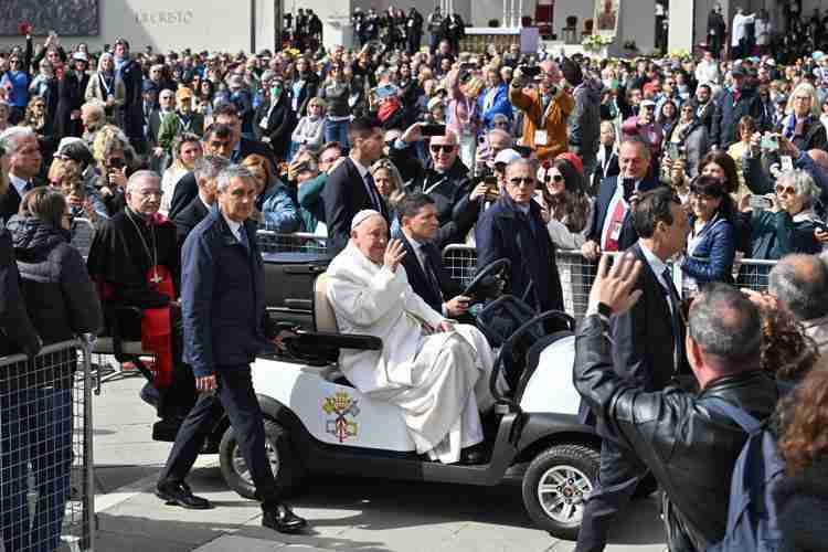 Pope Francis Visits Venice: A Journey of Reflection and Outreach Amid Health Struggles