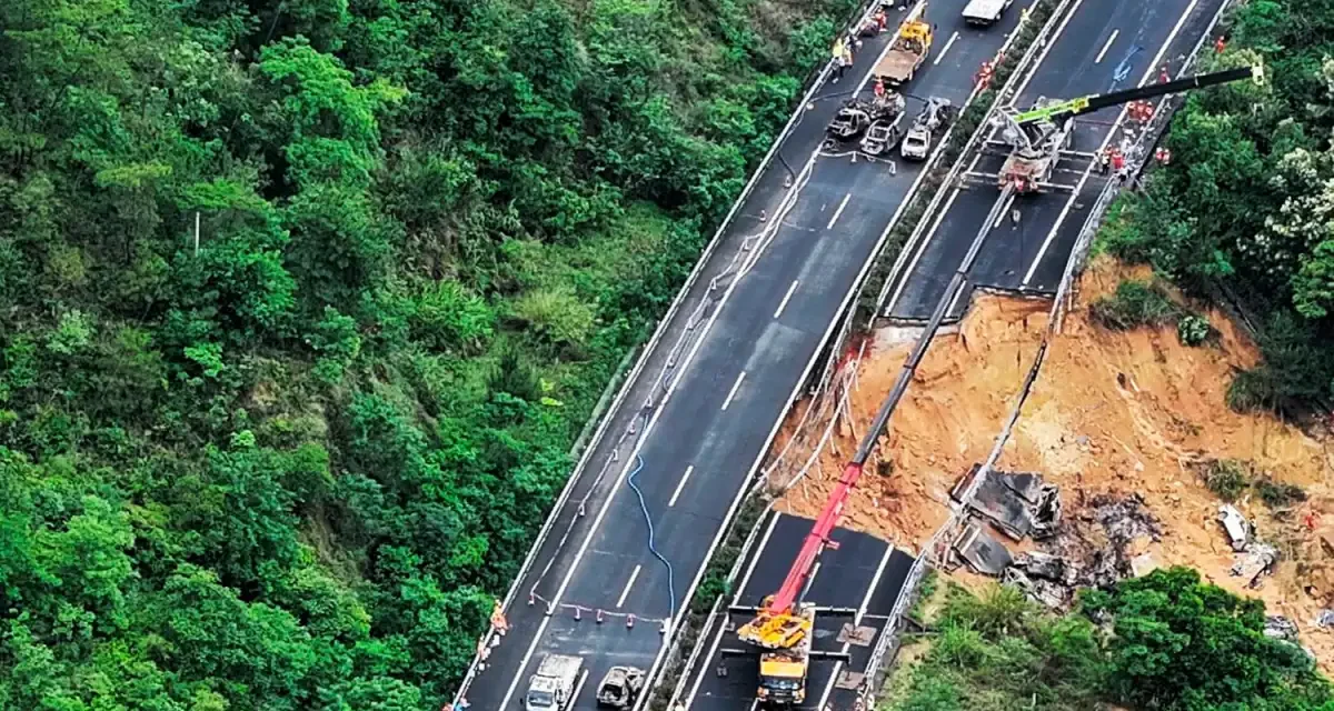 Catastrophic Highway Collapse in Guangdong: A Devastating Chain of Events