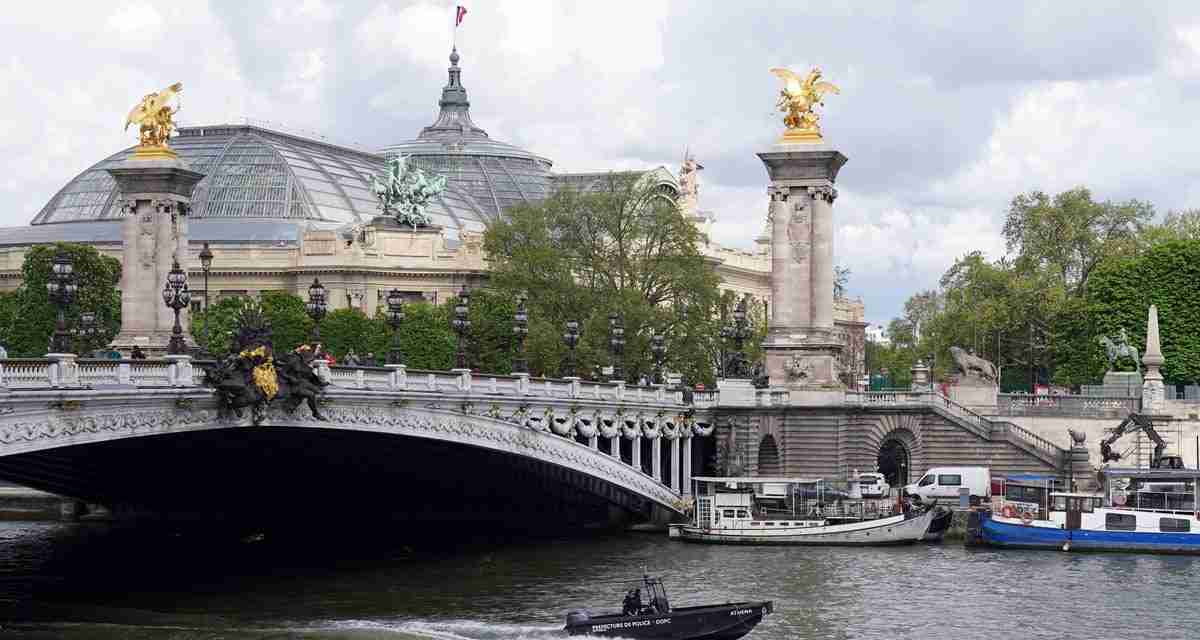 Swimming triathlon training cancelled due to poor water quality in Seine