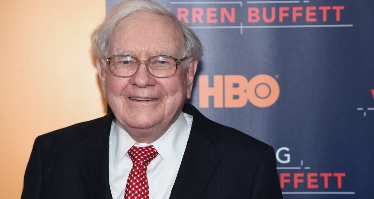 Warren Buffett finally reveals his endorsement decision in 2024 election