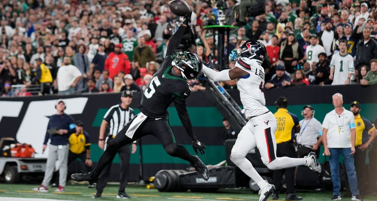 New York Jets end losing run with victory over Houston Texans